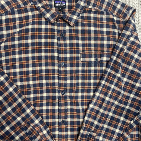 Patagonia Long Sleeve Button Down Shirt - Picture 4 of 5